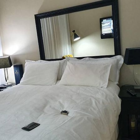 Plush Private Home 폴로콰네 외부 사진