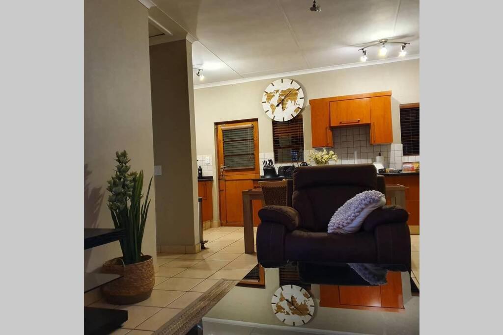 Plush Private Home 폴로콰네 외부 사진